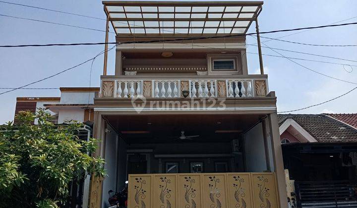 Rumah Mewah 2,5 Lantai Lokasi Vida Siap Huni  1