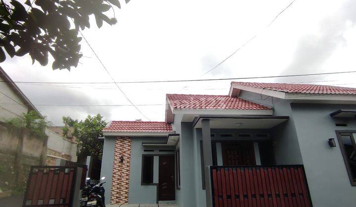 Dijual Rumah Murah Hook Baru Lokasi Cibinong Bogor Cantik Poull 1