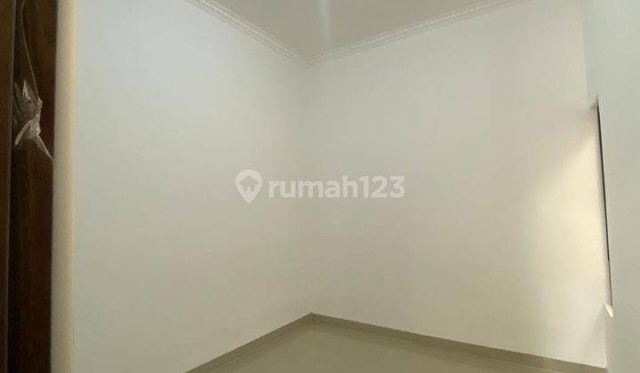 DIJUAL RUMAH CANTIK DENGAN 3 KT 2 KM BEBAS BANJIR DI SUMUR BATU  2