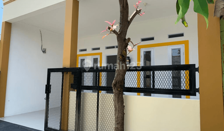 JUAL RUMAH CANTIK SIAP HUNI LOKASI KOTA SERANG BARU BEBAS BANJIR  1