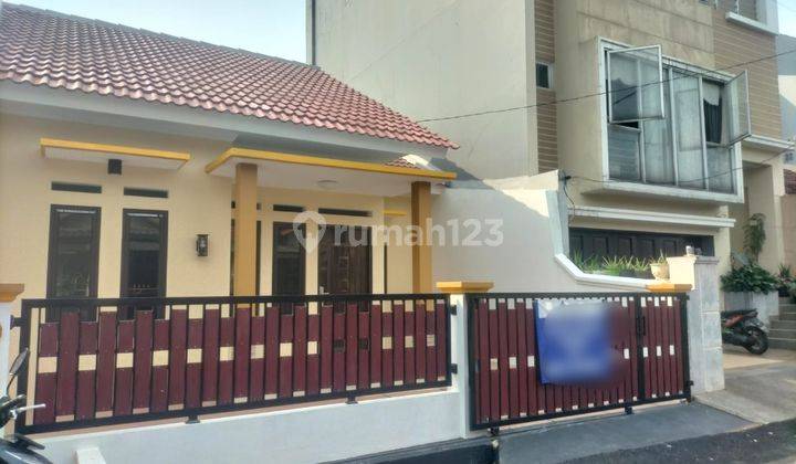 Dijual Rumah Minimalis Keren Abis Lokasi Dukuh Zamrud Dekat Rs 1