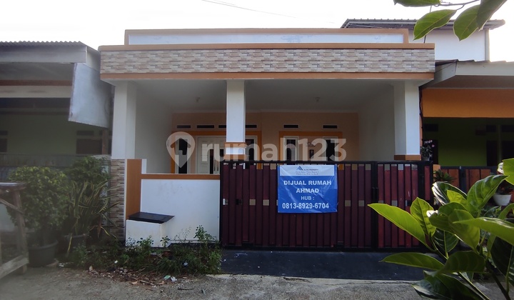 For Sale Cheap House in East Bekasi Regency Strategic Location