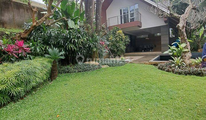 Rumah Bagus 2 Lantai Minimalis Modern Full Furnished Siap Huni di Dago Resort Bandung 1