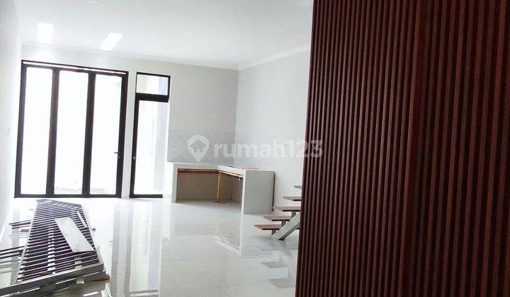 Rumah Keren Minimalis Baru Dibangun Di Jalan Kembar,,,, 1