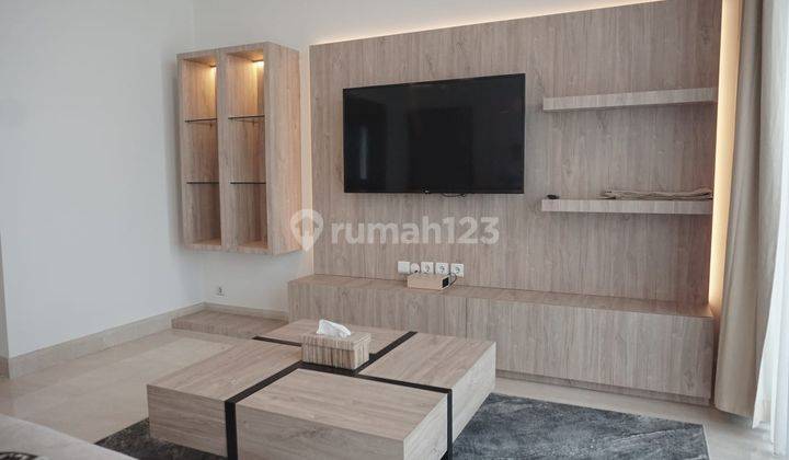 Disewakan Apartemen Mewah Pakubuwono View 3 Bedroom Full Furnish Jakarta Selatan 2