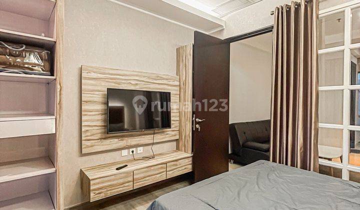 kamar tidur disewakan apartemen sudirman suites 1