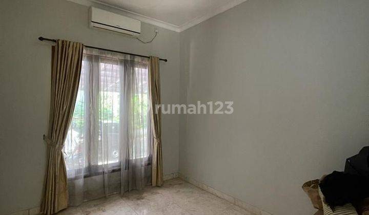 Dijual Rumah Asri Terawat Dalam Komplek Kebayoran Lama 2