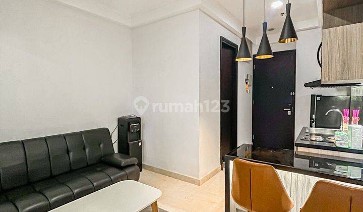 ruang makan disewakan apartemen sudirman suites 1