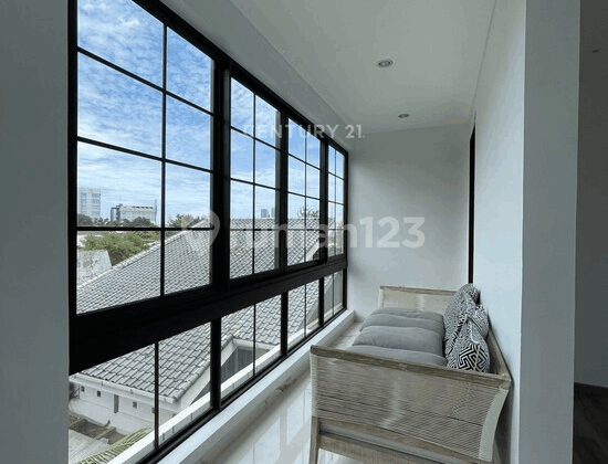 Rumah Baru 3 Lantai di Ambassador Residence di Ampera Raya Jaksel 2