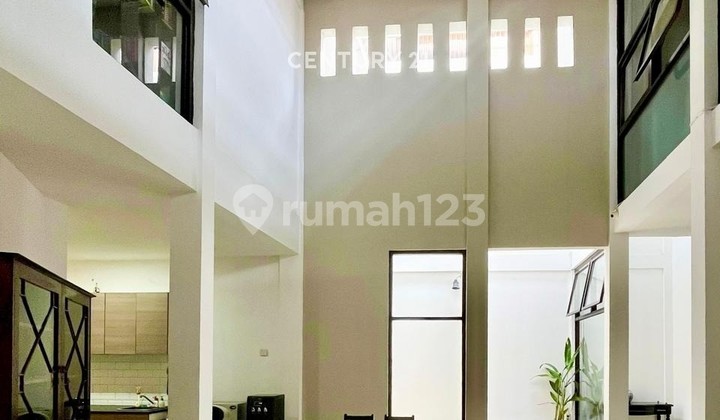 Dijual Rumah Strategis Pinggir Jalan Bintaro Jaya Sektor 2 Dijual Rumah Strategis Pinggir Jalan Bintaro Jaya Sektor 2