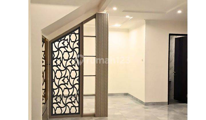 Rumah 2 Lantai Baru Semi Furnished SHM Cluster Puri Bintaro Jaya Sektor 9  2