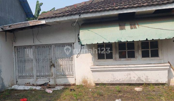 Rumah Tua Hitung Tanah Dijual Hadap Jalan Raya Strategis Lahan Luas Cocok Untuk Kost Exclusive 2