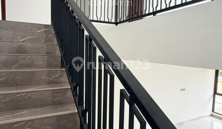 Brand New House in the Exclusive Graha Raya Cluster with Wide Roads 2