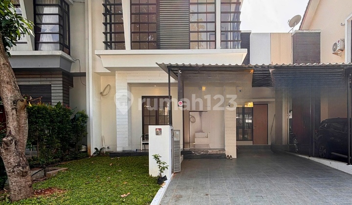 Rumah Full Renovasi Dijual Cepat Cluster Exclusive Emerald Bintaro Jaya dengan Club House