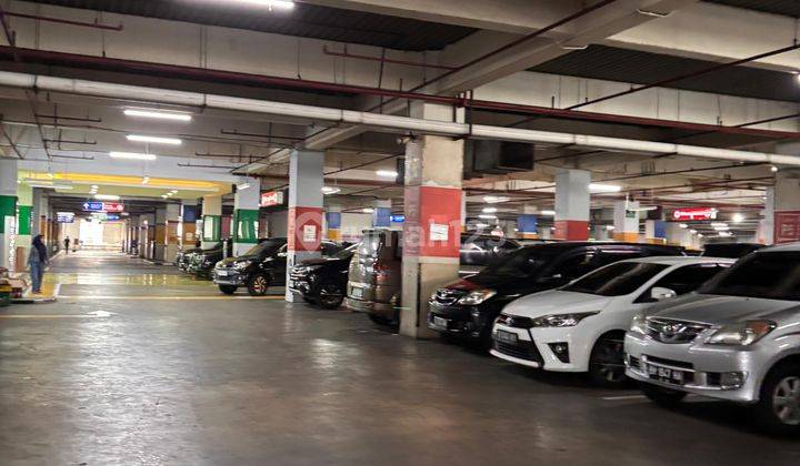 Dijual Cepat Kios di Pusat Perbelanjaan Thamrin City cocok untuk berjualan produk fashion dan aksesoris wanita 2
