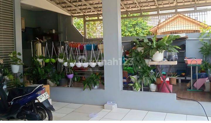 Rumah Dijual 2 Lantai Hoek Bagus Semi Furnished SHM di Jl Bukit Pamulang Indah, Tangerang Selatan 1