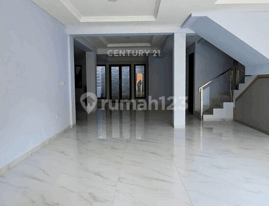 House for Sale in Bintaro Jaya Sector 5 with Kitchen Set Bonus 2
