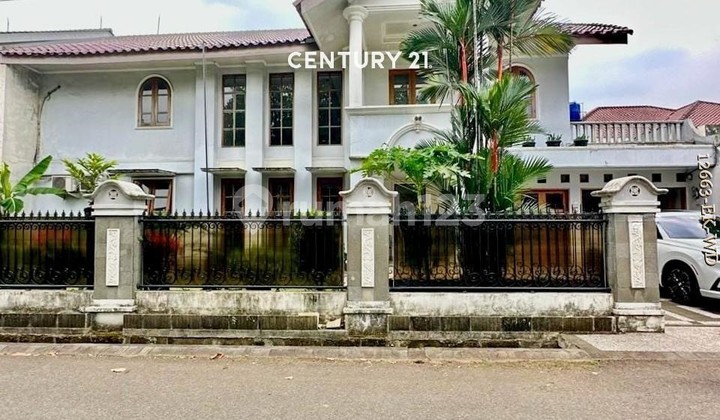 Rumah Ada Halaman Depan dan Belakang di Veteran Bintaro Jaksel Rumah Ada Halaman Depan dan Belakang di Veteran Bintaro Jaksel