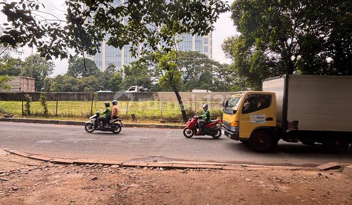 Tanah Hadap Jalan Raya di TB. SImatupang Perizinan K1 (Kantor, Usaha, Komersil)