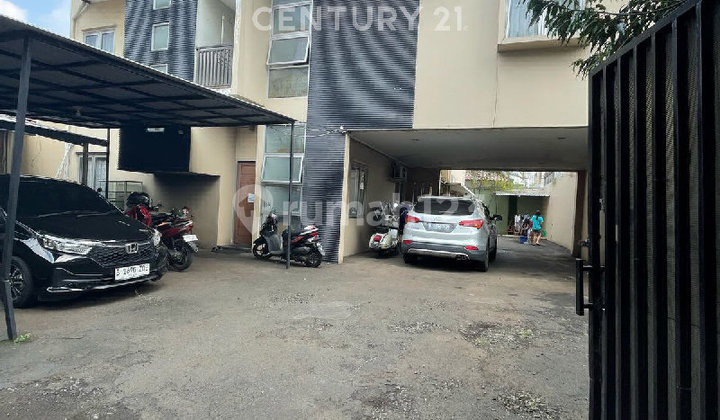 Rumah Kost H. Nawi Dijual Dekat Showroom BYD