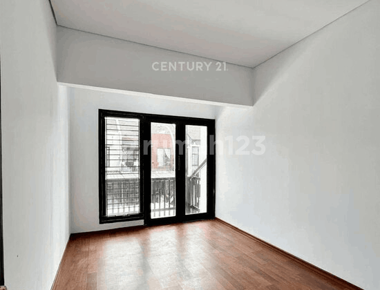 Dijual Rumah Emerald Bintaro Jaya Siap Huni 2