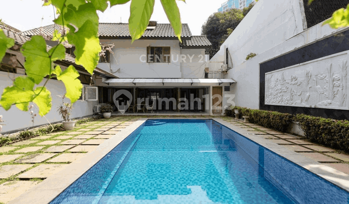 Dijual Rumah Radio Dalam Kebayoran Baru Jaksel Ada Swimming Pool 1