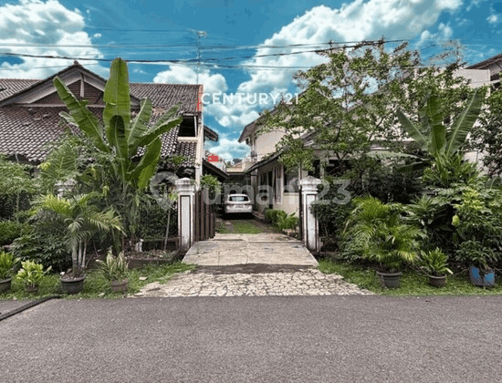 House for Sale in Duren Sawit, Front Land Width 30m2