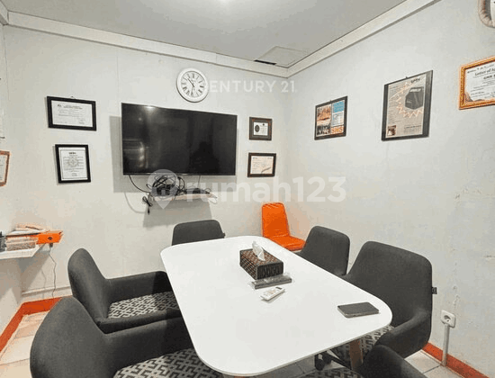 2-Story Office House for Sale in PU Complex, Pasar Jumat, Lb Bulus