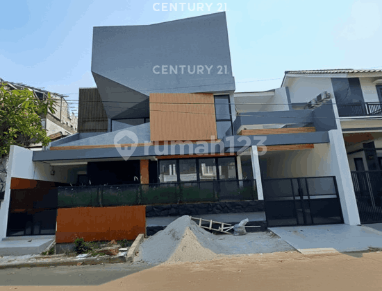 Rumah Dijual di Bintaro Jaya Sektor 9 dengan Kolam Renang