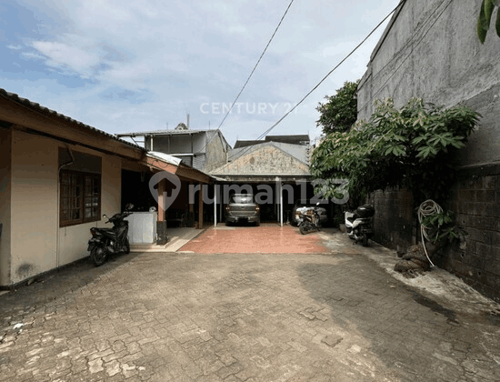 Hidden Gem di Jalan Taman Sari Lebak Bulus Jakarta Selatan