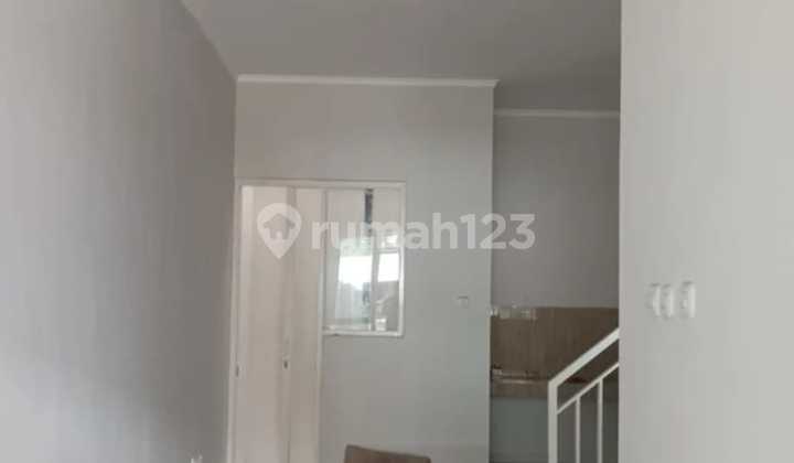 Rumah Bagus Shm 2 Lantai Di Rungkut Surabaya 2