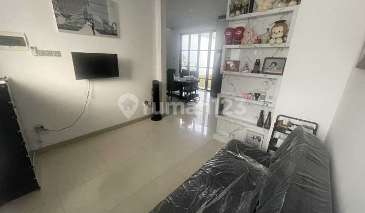 Rumah Bagus Shm Dua Lantai Di Tenggilis Mejoyo 2