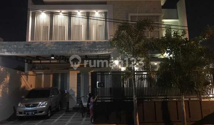 Rumah Shm Bagus 2 Lantai Modern Di Surabaya  2