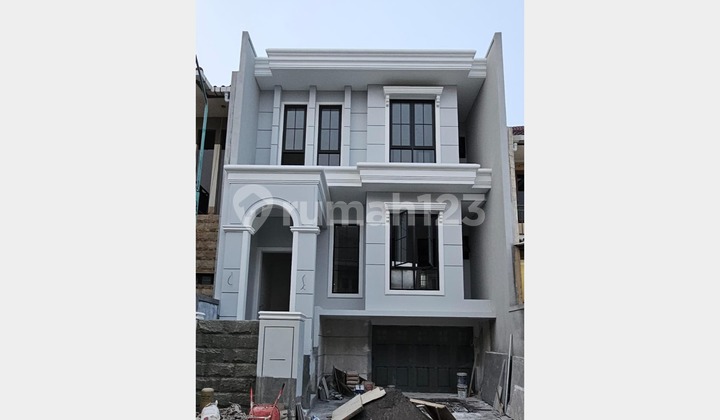 Rumah Baru Gress di Graha Family, Surabaya 2