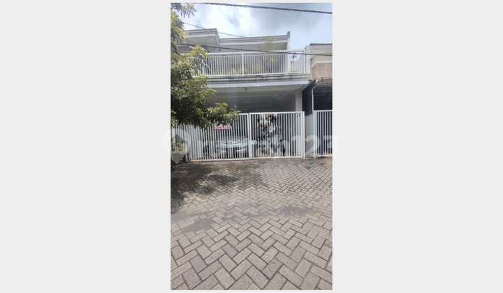 Comfortable, Spacious & Strategically Located House Near Juanda Airport, Surabaya 2