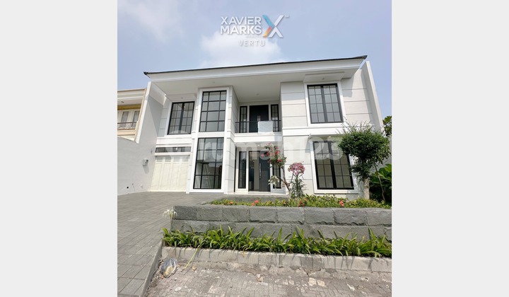 Rumah Luas dan Bagus, Model American Tropis, Citraland, Surabaya Rumah Luas dan Bagus, Model American Tropis, Citraland, Surabaya