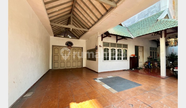 Rumah Mewah, Cocok Untuk Cafe, Lokasi Strategis di Anjasmoro, SBY 2