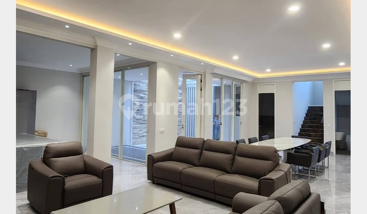 Rumah Terbaik dan Luas di La Riz Wood, Pakuwon Indah, Surabaya