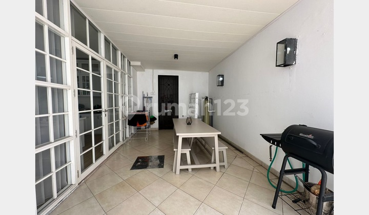 Rumah Bagus & Strategis di Villa Bukit Regensi 3, Surabaya 2