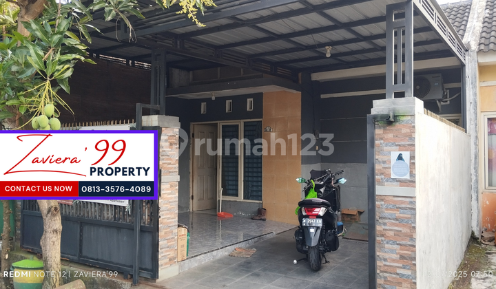 Minimalist House with SHM Certificate, 72m² in Driyorejo Minimalist House with SHM Certificate, 72m² in Driyorejo