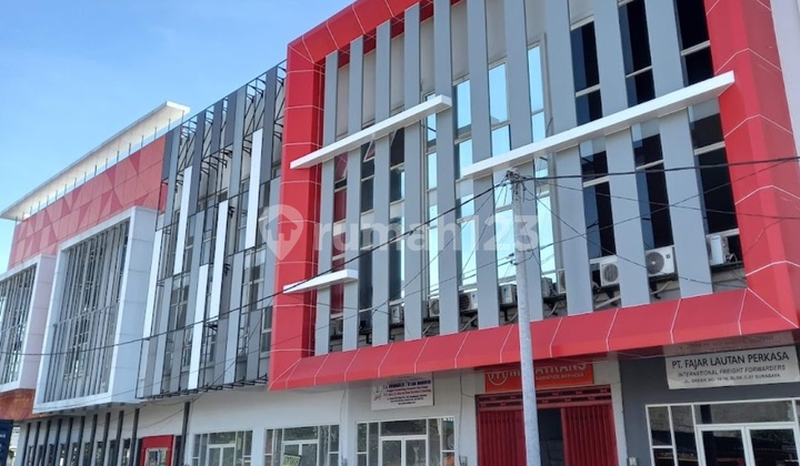 Ruko Strategis Di Pusat Bisnis Kawasan Perak Surabaya