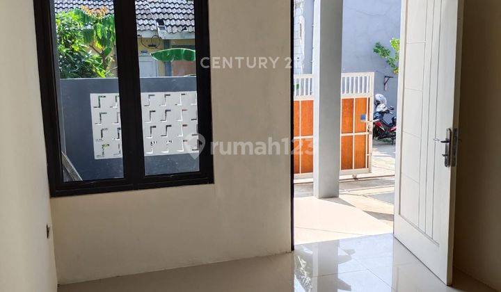 Rumah Dekat Jalan Besar Di Perum Villa Kencana Cikarang S8101 1