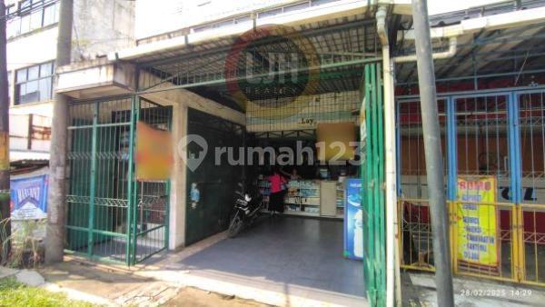 Ruko 4,5 Lantai di Jalan Raya Ir. H. Juanda Lokasi Strategis, 2 KM dari Stasiun LRT Bekasi Timur