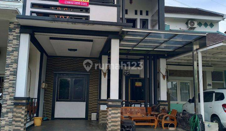 Dijual Rumah Grandwisata Bekasi 2 Lantai Siap Huni Nyaman Rumah SHM - Sertifikat Hak Milik Bagus di Grand Wisata 1