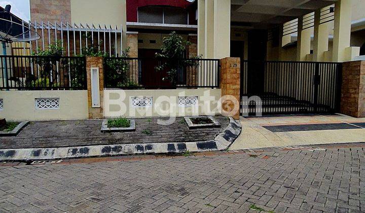 RUMAH BESAR 2 LANTAI DI GRAHA KENCANA 1