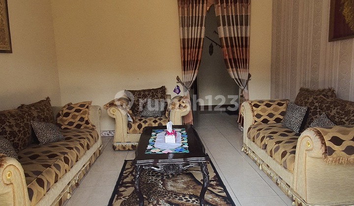 Rumah Besar Dengan 3 Kamar Full Furnshed Daerah Sukun Malang 2