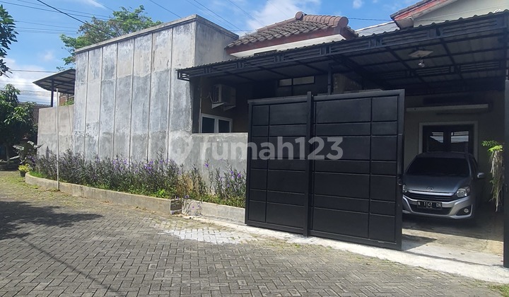 Affordable and Spacious House Near Araya Housing Estate, Malang