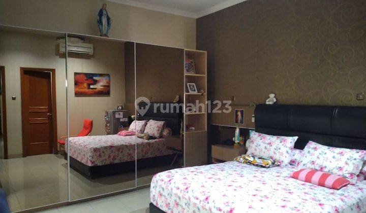 Dijual Rumah Tinggal Permata Buana Semi Furnished 2