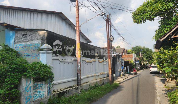 Dijual Ruang Usaha Solo Area Pasar Kembang 2