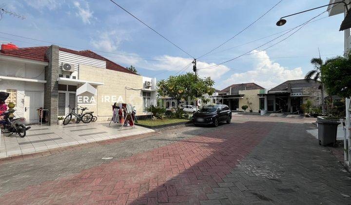 Rumah Hook Di Solo Colomadu Full Furnished 2